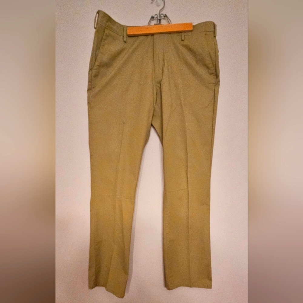 Men's Izod Sport Flex Khakis Size 36/34